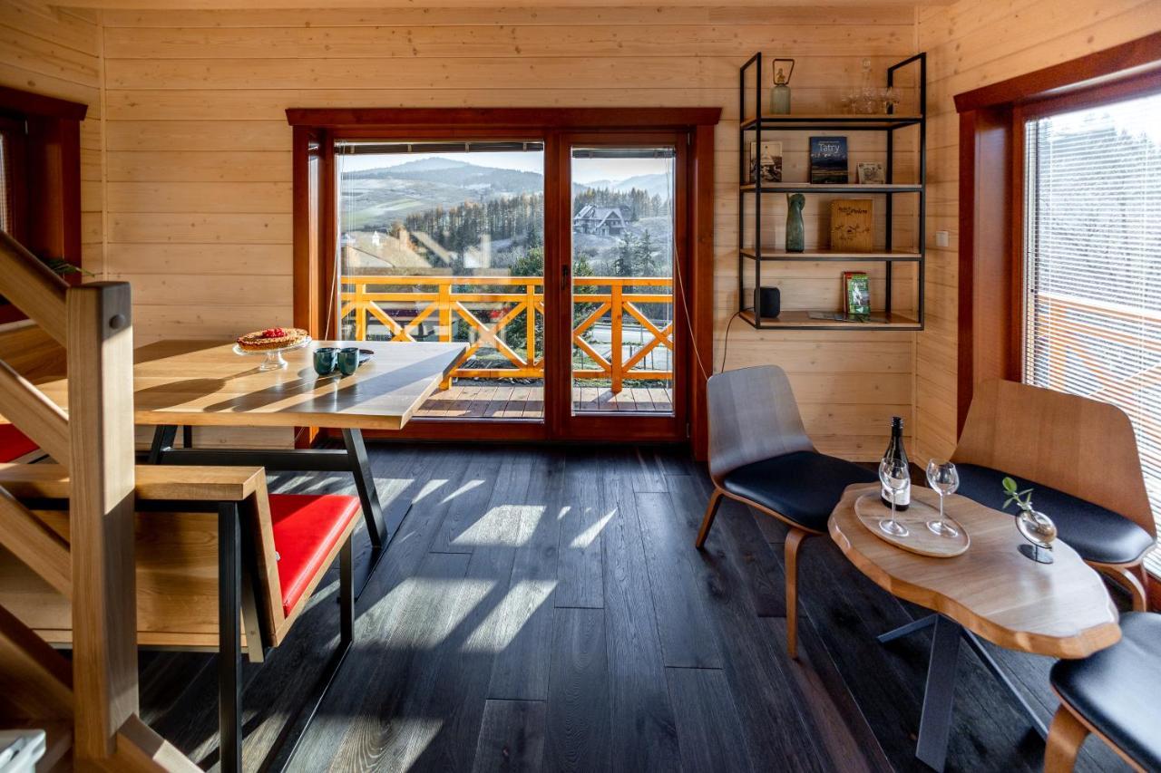 Houten Vakantiewoning "Reisnaarpolen" Royaal Ontbijt, Sauna En Hottub Czarna Gora Ngoại thất bức ảnh