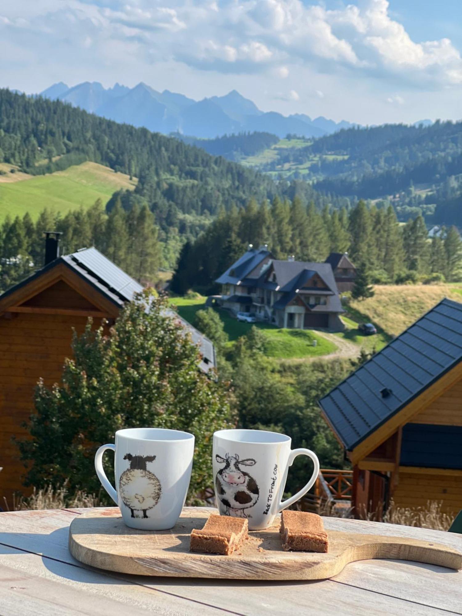 Houten Vakantiewoning "Reisnaarpolen" Royaal Ontbijt, Sauna En Hottub Czarna Gora Ngoại thất bức ảnh